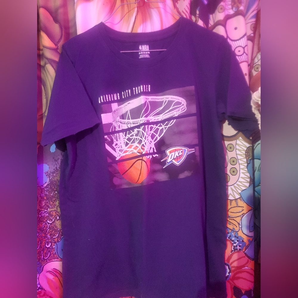 OKC THUNDER T-SHIRT